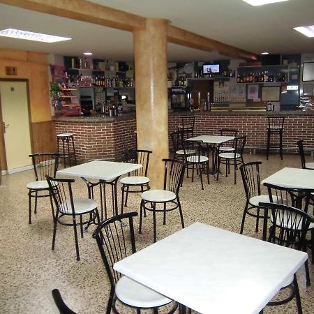 Albergue Turistico Las Eras Barcial del Barco エクステリア 写真